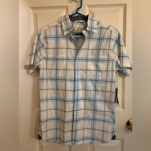 Men’s Casual Blue and White Plaid Shirt. Small. New.